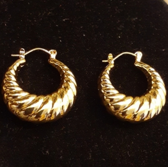 GET READY FOR THE HOLIDAYS π GREAT GIFT ITEMS! Continue Prayers For Daniel! π - Picture 12 of 16